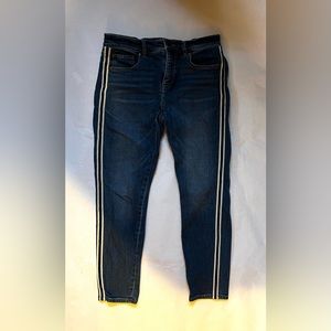 Blue Mom Jeans With striped side detail